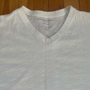 Banana Republic Mens white tshirt